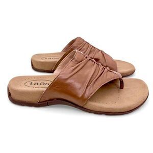 Taos Gift 2 Women’s Leather Supportive Slide Sandal Size 8